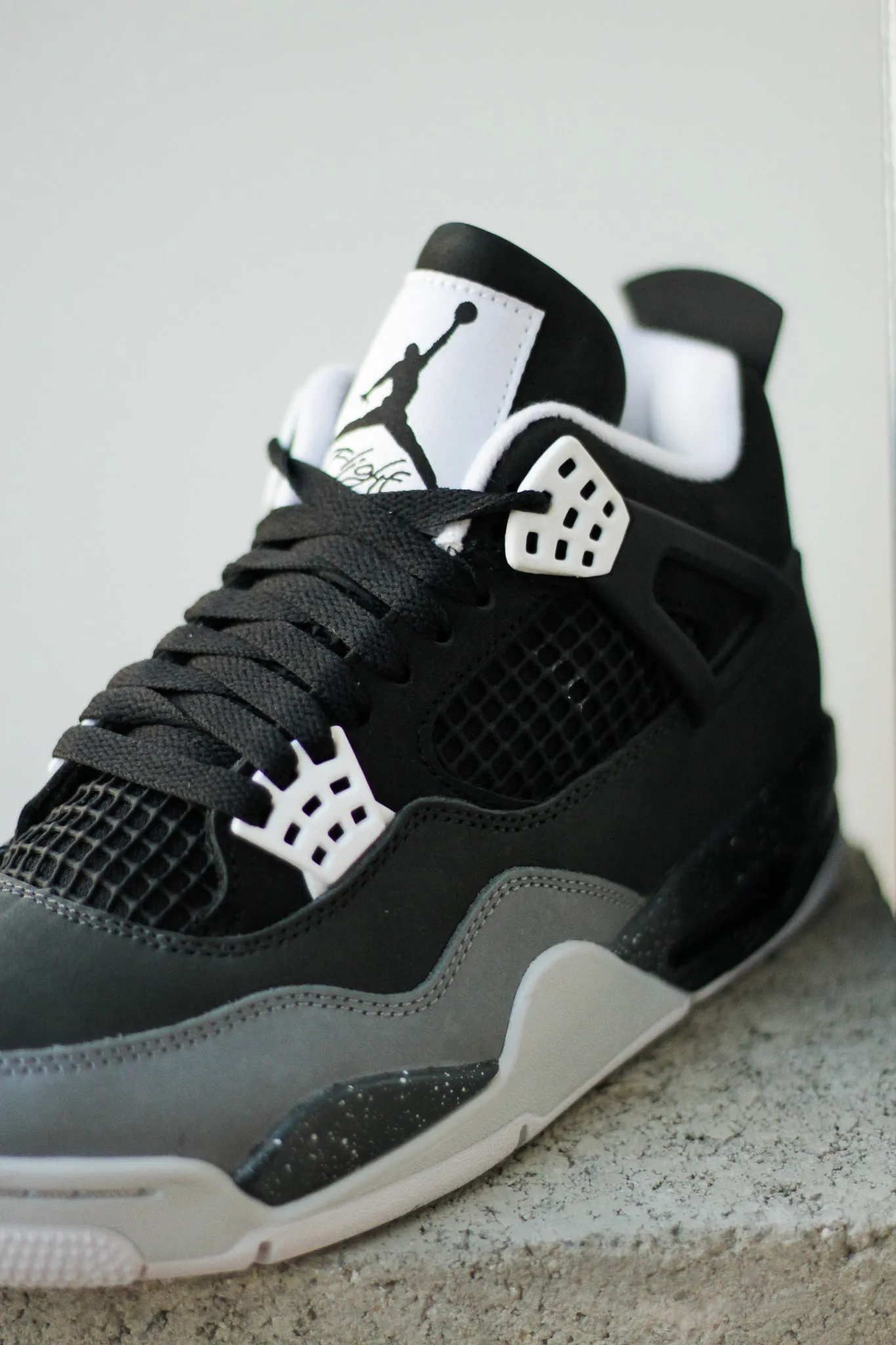 AIR JORDAN 4 RETRO "BLACK/ANTHRACITE"