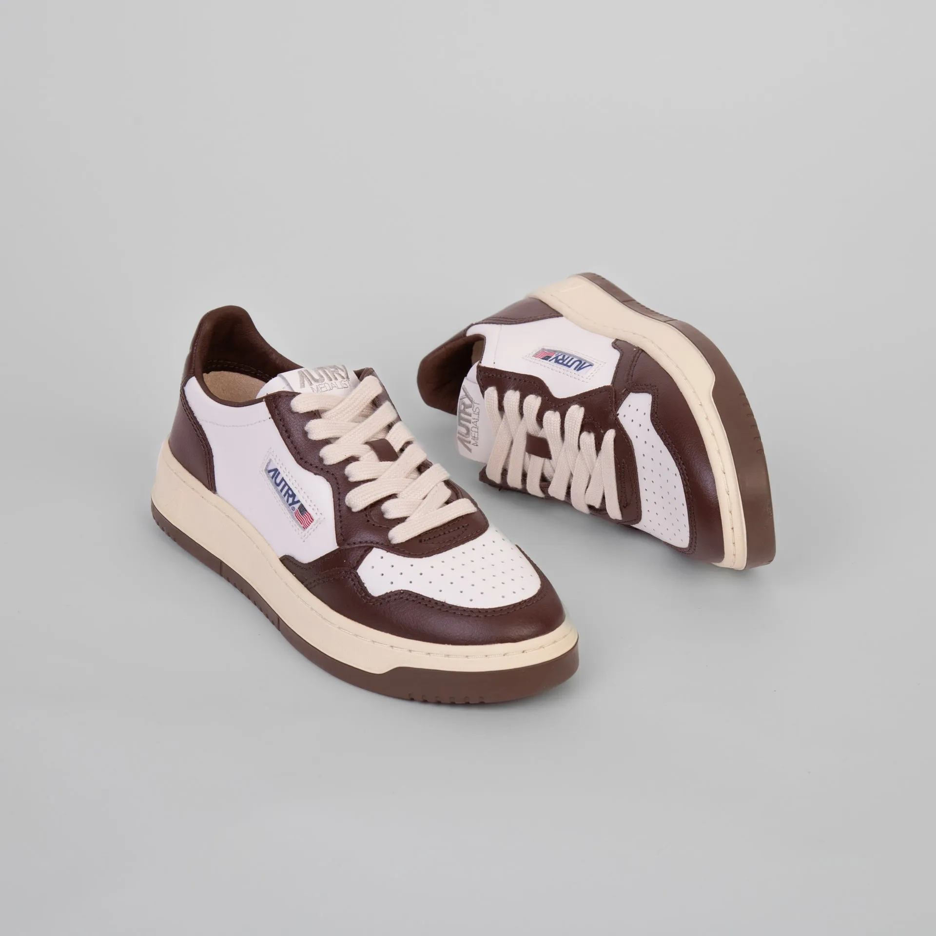 AUTRY SNEAKERS AULW-WB 46