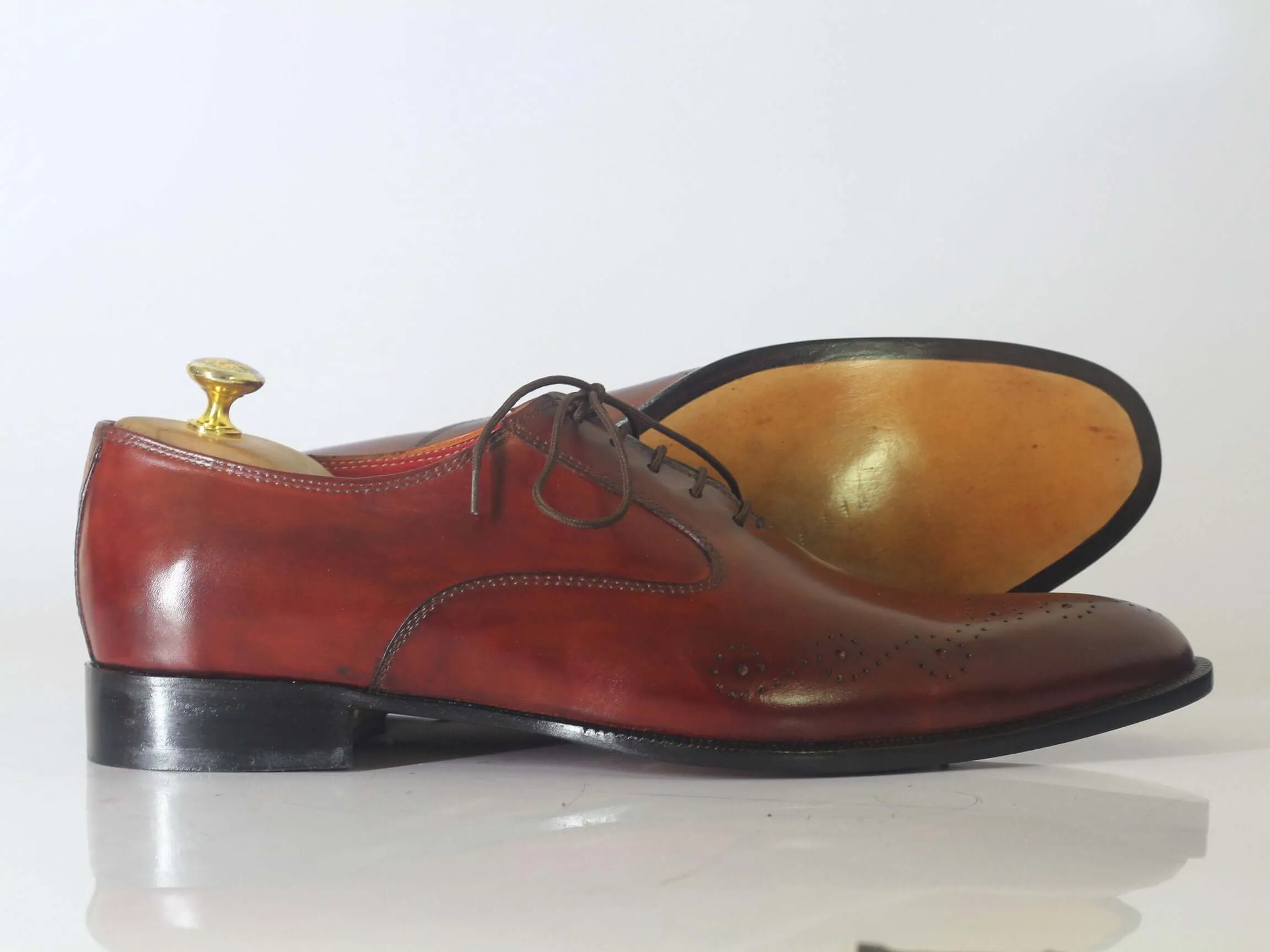 Bespoke Burgundy Brogue Toe Shoe for Men