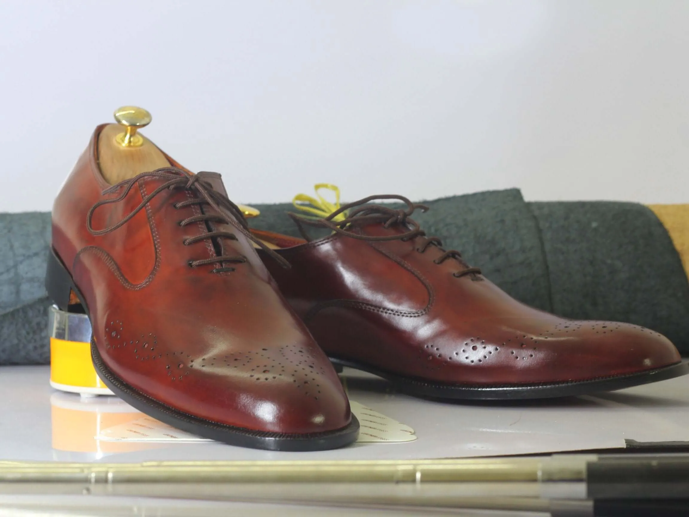 Bespoke Burgundy Brogue Toe Shoe for Men