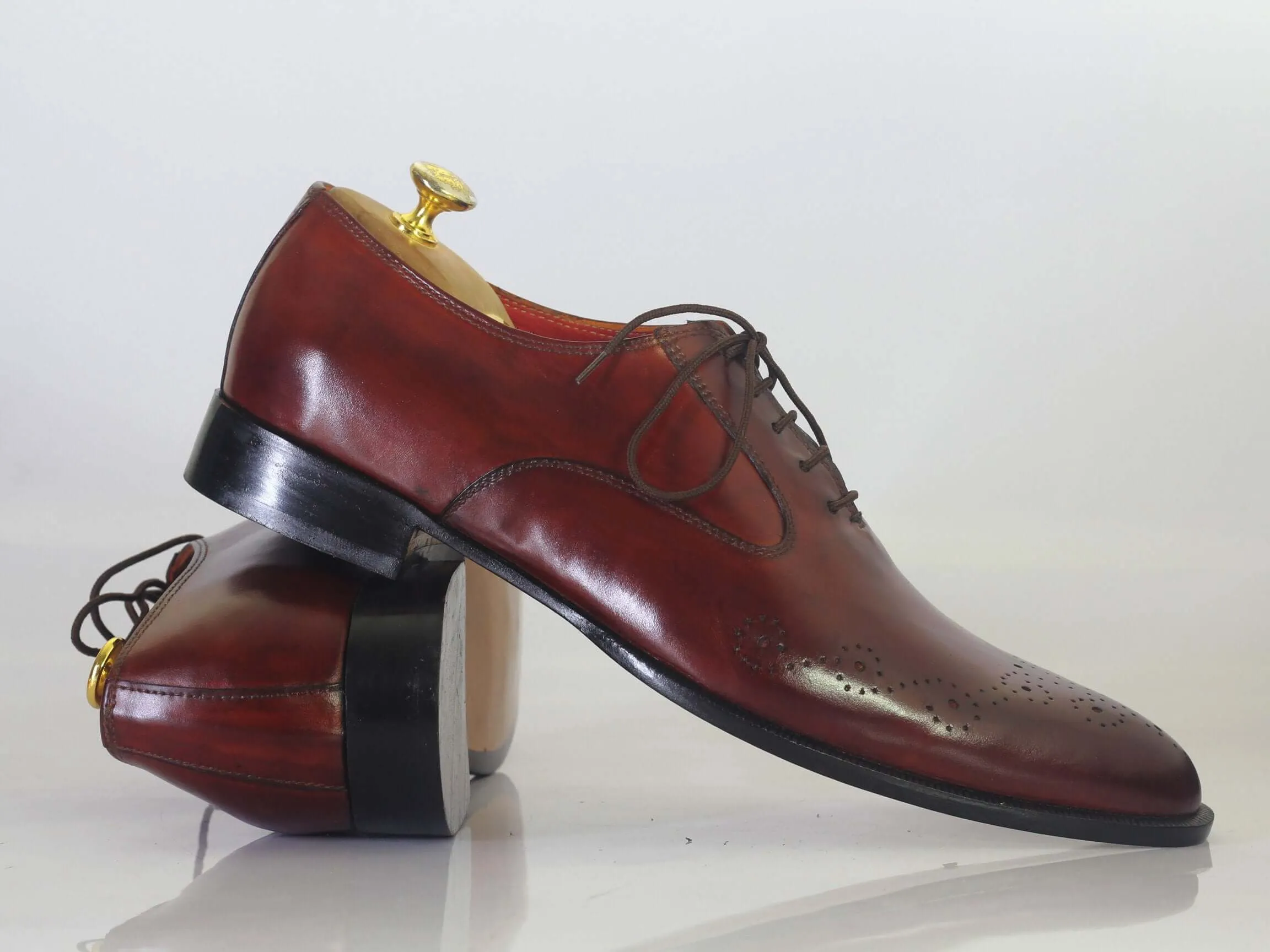 Bespoke Burgundy Brogue Toe Shoe for Men