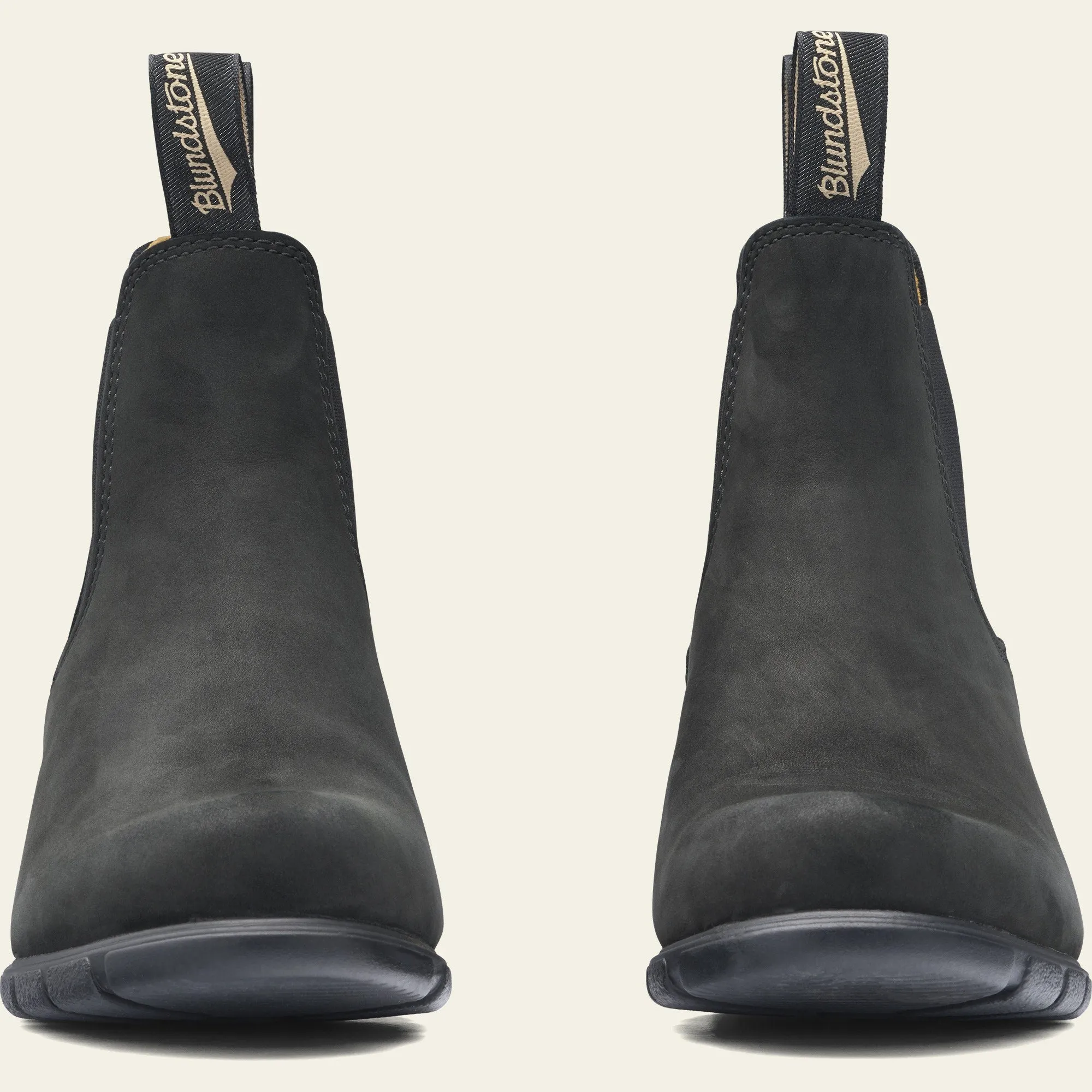 BLUNDSTONE 1960 BLACK NUBUCK HEEL