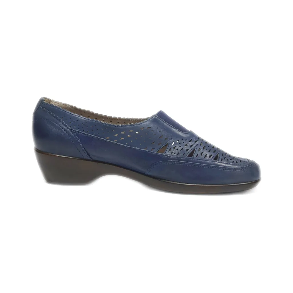 Easy Spirit Slip Ons Leather Blue Colour For Women