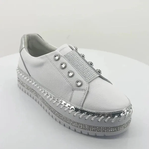 Gladys white sneaker