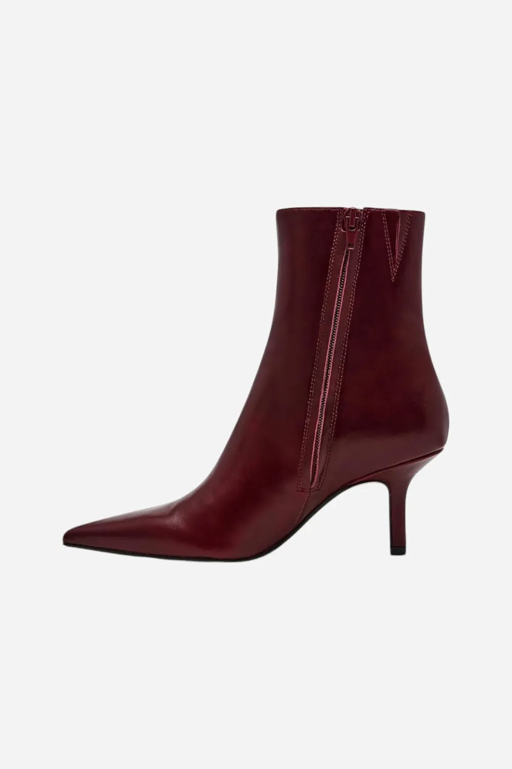 Steve Madden Alston Burgundy Leather Bootie