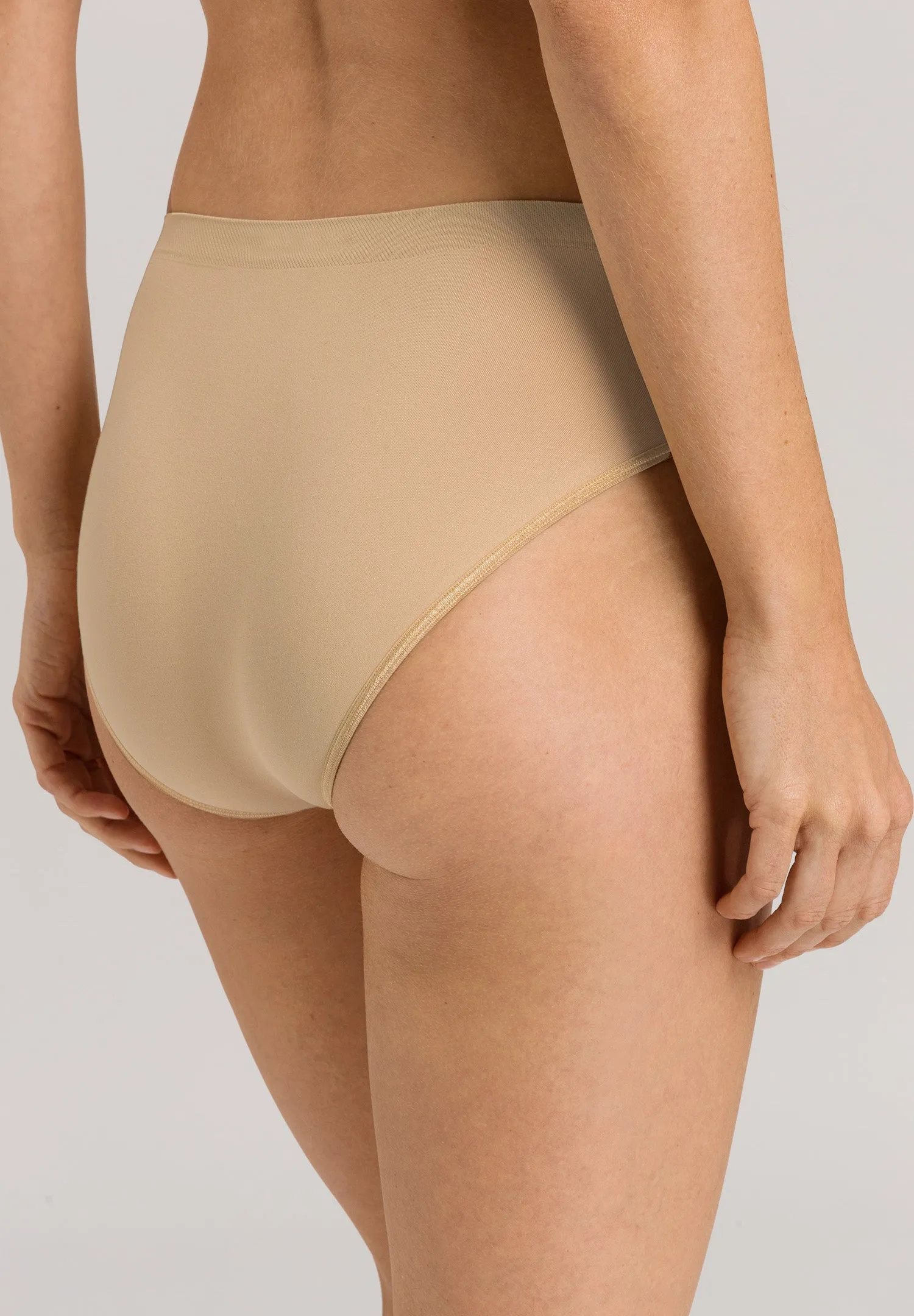 Touch Feeling Hi Cut Brief | Beige 71812-274