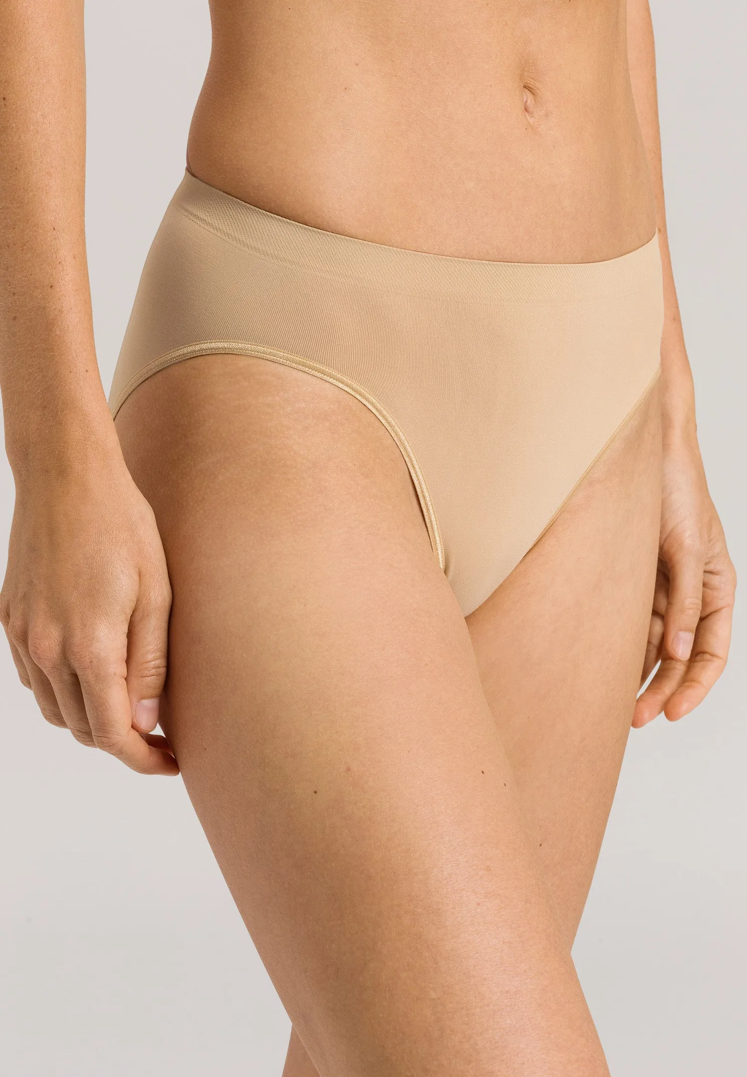 Touch Feeling Hi Cut Brief | Beige 71812-274