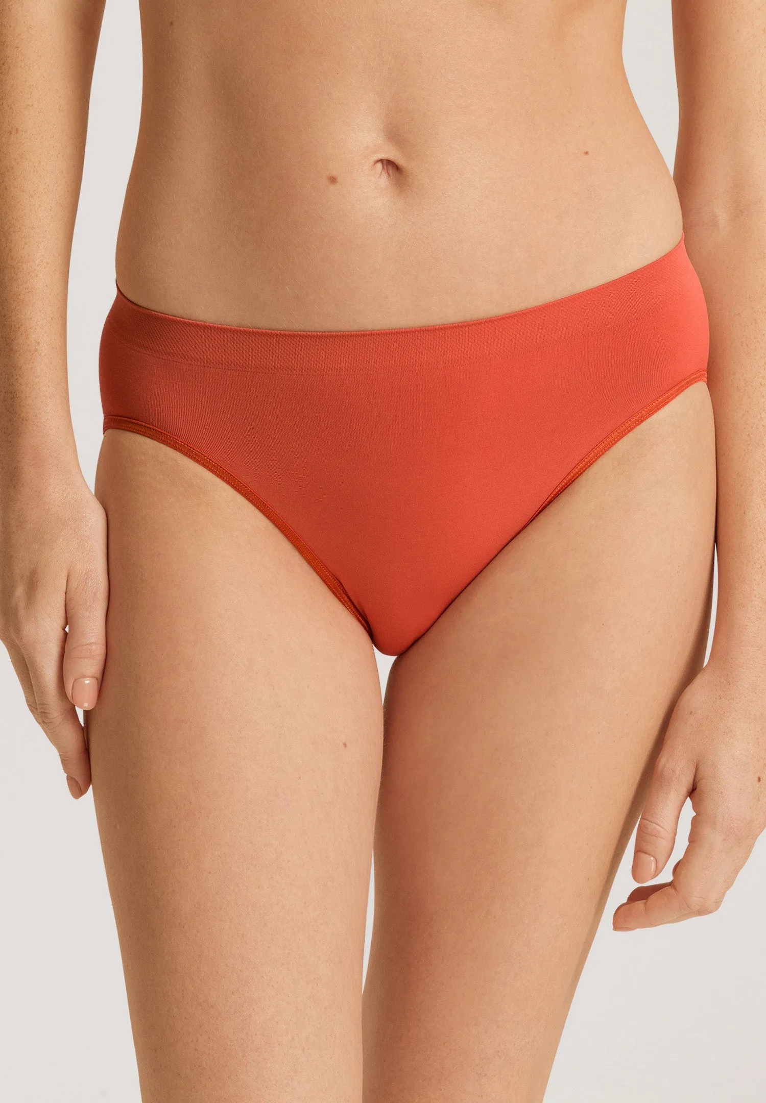 Touch Feeling Hi Cut Brief | Ripe Apple 71812-2293