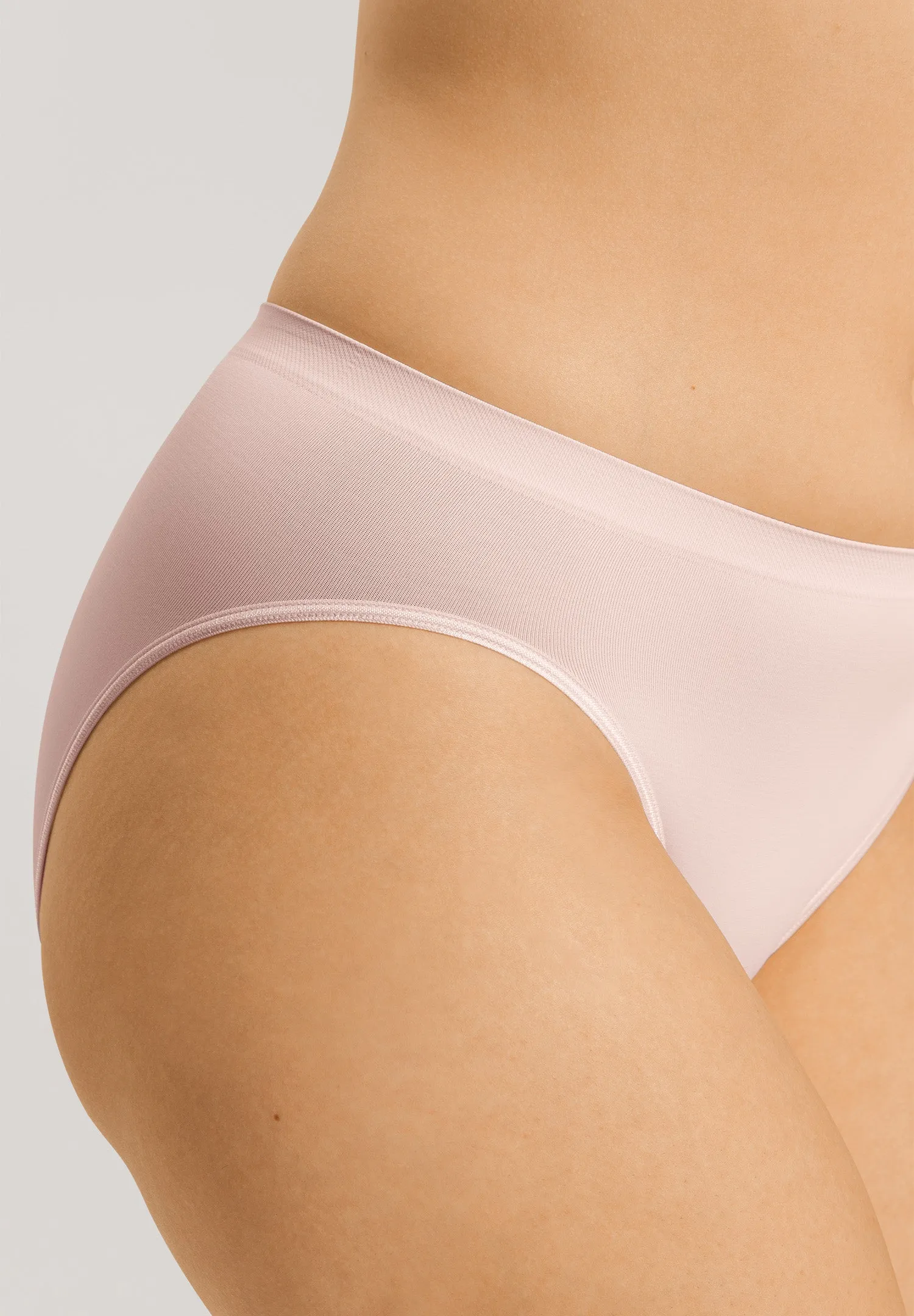 Touch Feeling Hi Cut Brief | Rose Cream 71812-1393