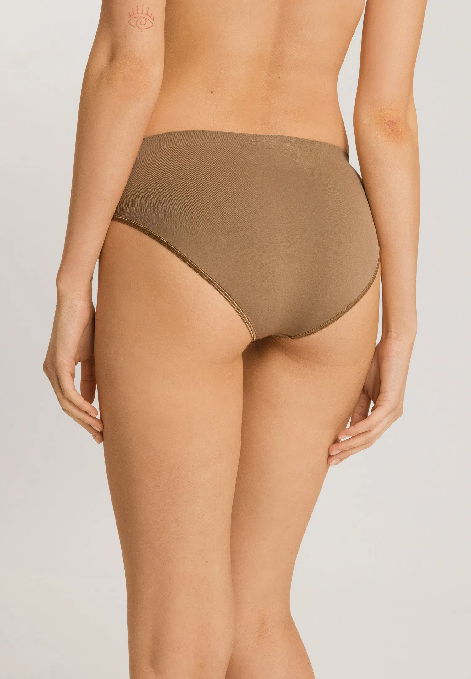 Touch Feeling Hi Cut Brief | Walnut 71812-2821