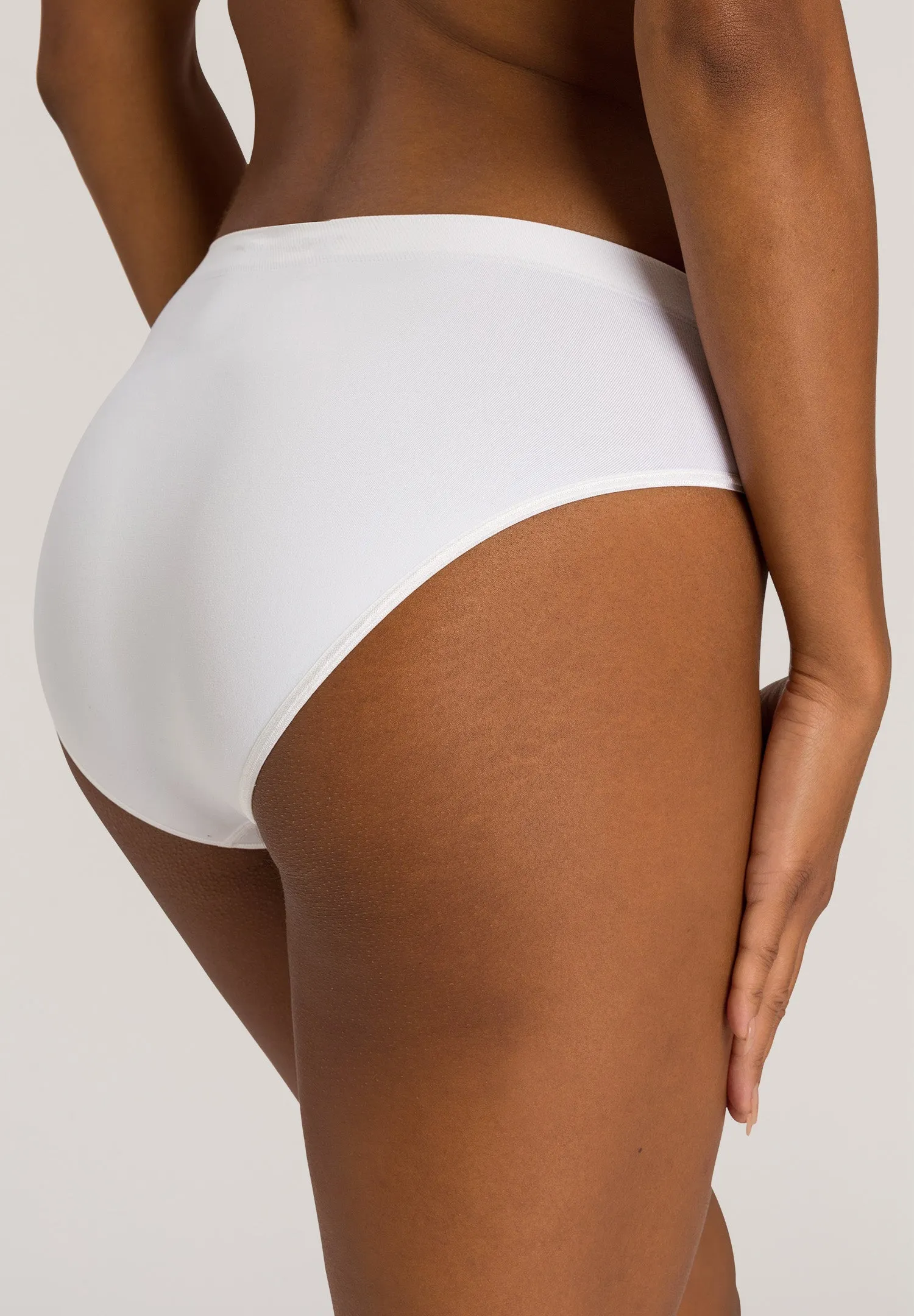 Touch Feeling Hi Cut Brief | White 71812-101