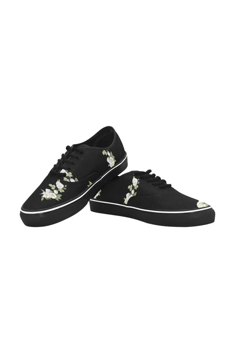 White Floral Classic Women's Canvas Low Top Shoes (Model E001-4)